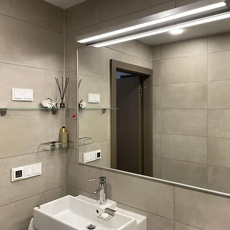 Apartment In Center
